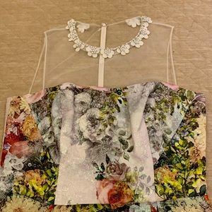 Like new (without tags) Teri Jon formal midi.